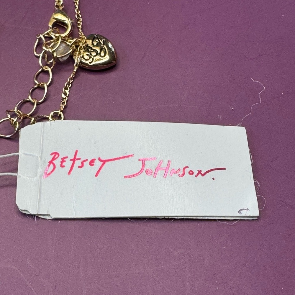 Betsey Johnson Cat and Angel Wings Necklace. - Picture 5 of 9